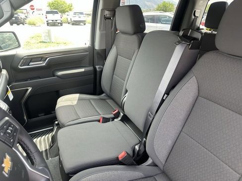 New 2025 Chevrolet Silverado 1500 LT image 38