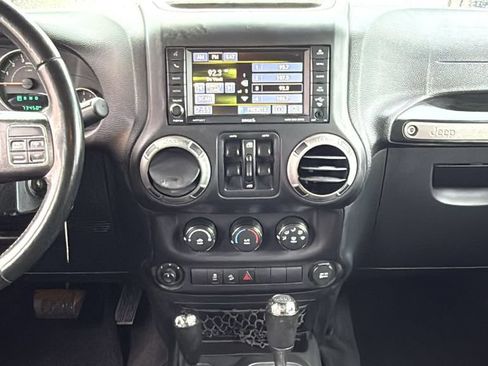 Used 2016 Jeep Wrangler Unlimited Sport w/ Quick Order Package 24S AWD/4WD image 33