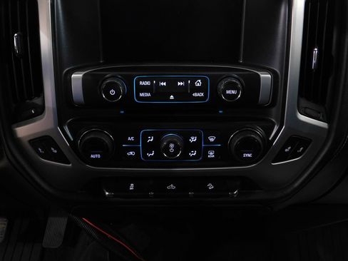 Used 2018 GMC Sierra 2500 SLE w/ HD SLE Preferred Plus Package AWD/4WD image 55