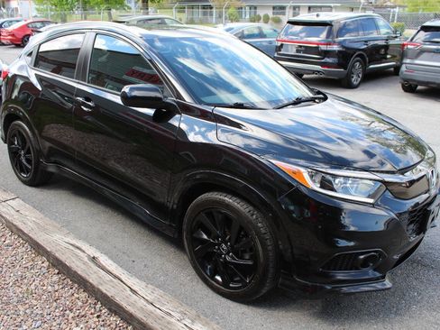 Used 2022 Honda HR-V Sport image 5