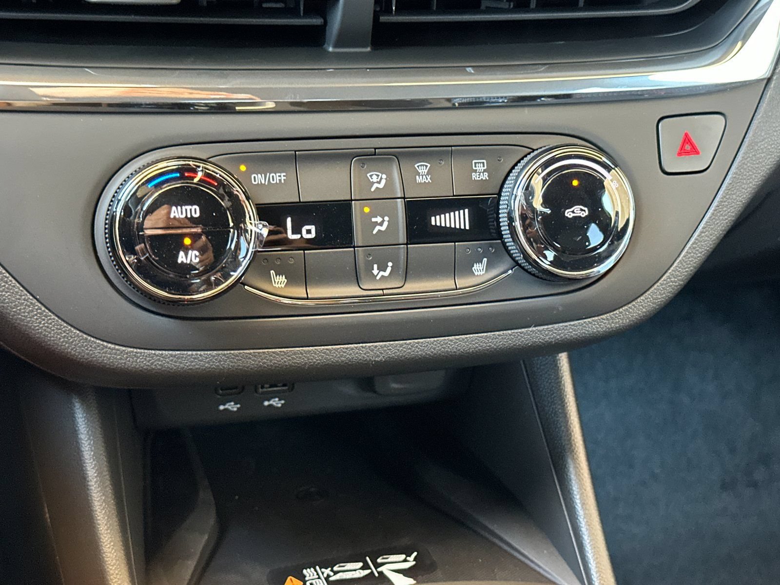 New 2026 Buick Envista Sport Touring w/ Convenience I Package FWD image 20