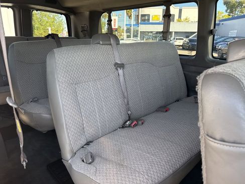 Used 2017 Chevrolet Express 3500 LT w/ LT Preferred Equipment Group image 14