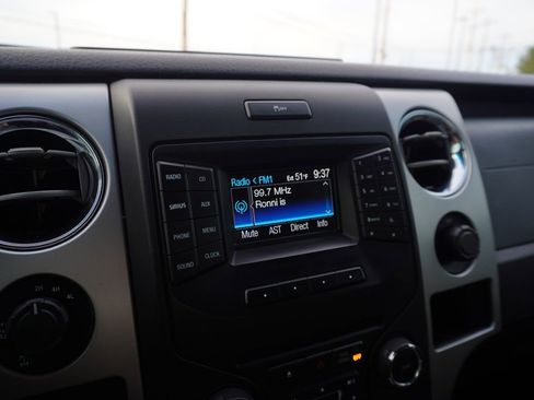 Used 2014 Ford F150 XLT w/ Equipment Group 302A Luxury image 16