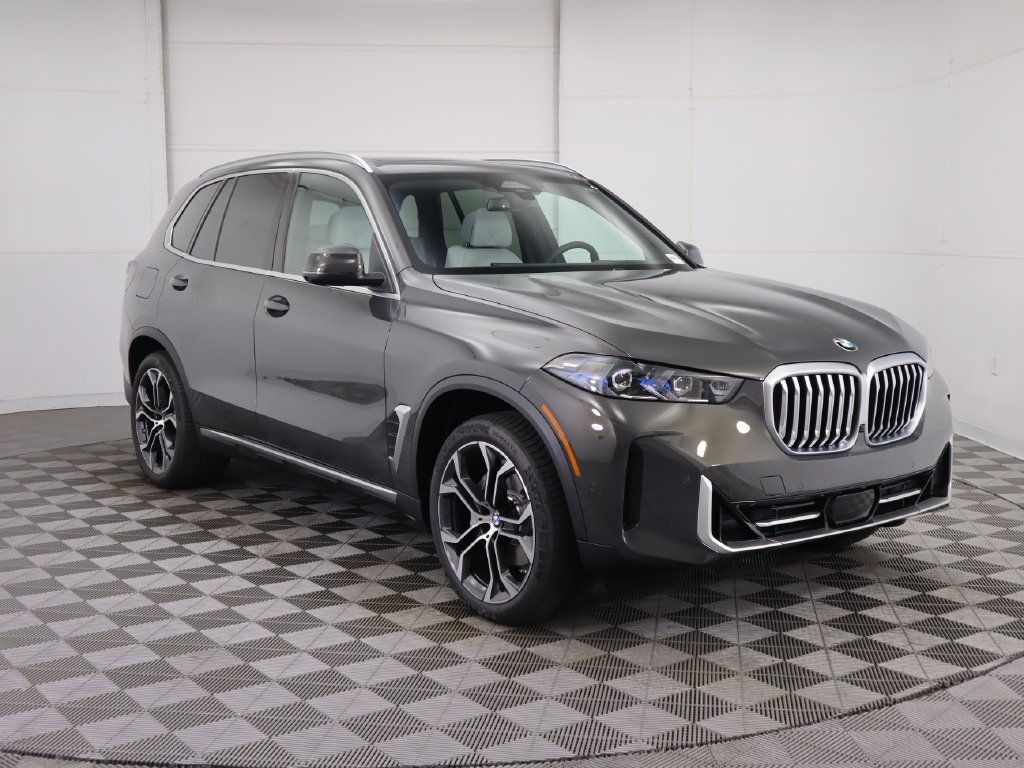 Certified 2026 BMW X5 sDrive40i w/ Climate Comfort Package RWD image 4