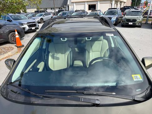 Used 2021 Subaru Outback Limited AWD/4WD image 8