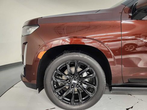 Used 2023 Cadillac Escalade ESV Sport w/ LPO, ONYX Package RWD image 11