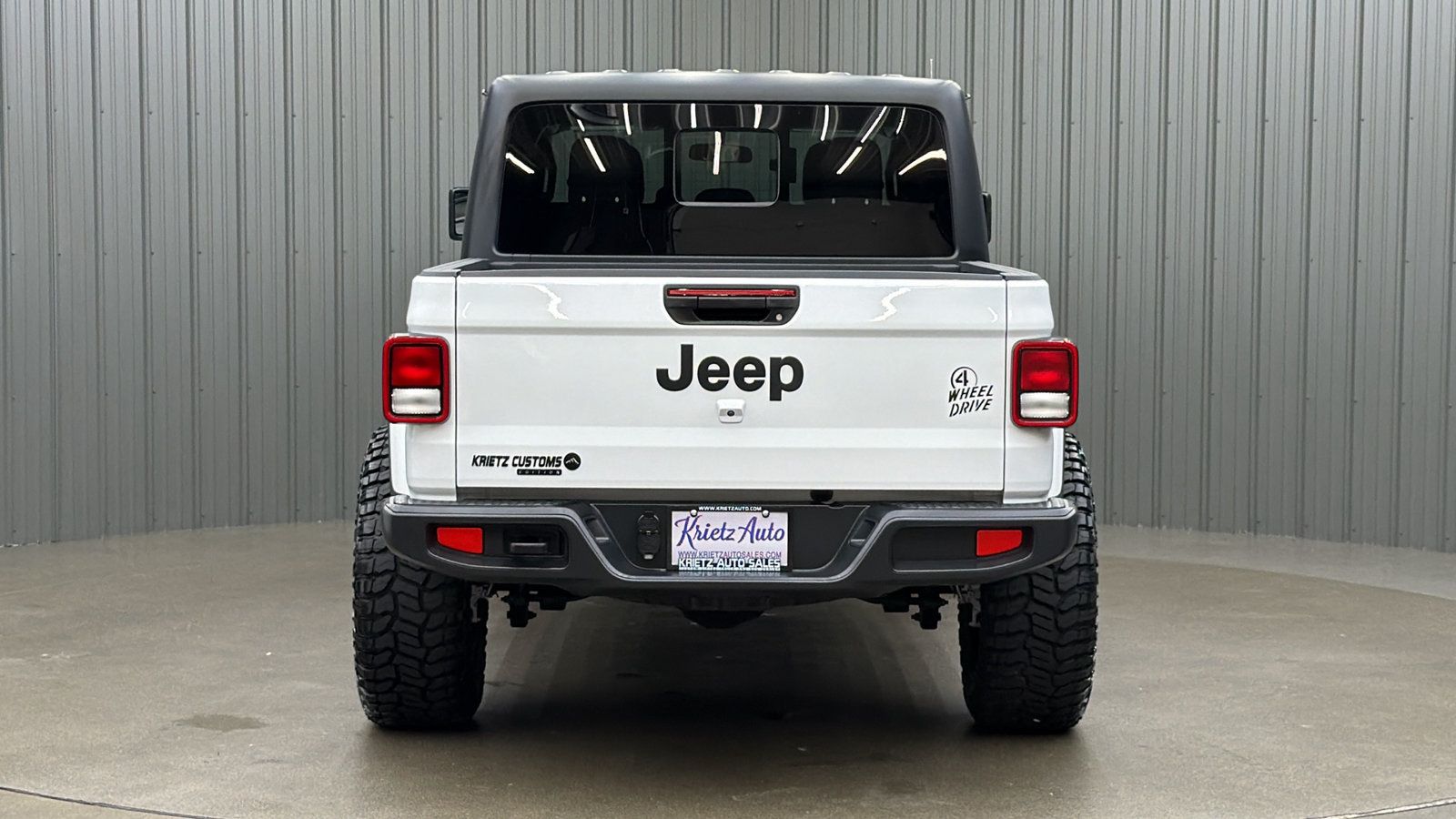 Used 2023 Jeep Gladiator Sport AWD/4WD image 4
