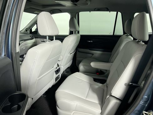 Used 2019 Honda Pilot Touring image 22