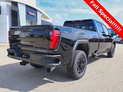 New 2025 GMC Sierra 2500 Denali Ultimate w/ Max Trailering Package