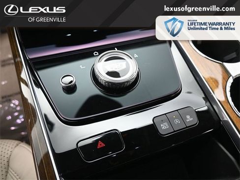 Used 2025 Cadillac Escalade Sport Platinum image 14