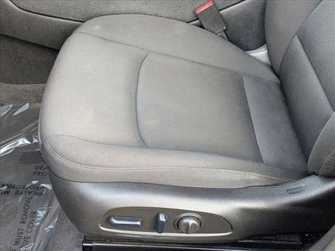 Used 2024 Chevrolet Malibu LT image 15