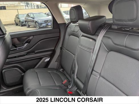 New 2025 Lincoln Corsair Grand Touring w/ Equipment Group 302A AWD/4WD image 12