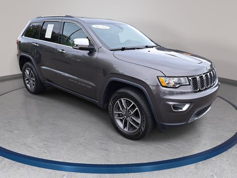 Used 2019 Jeep Grand Cherokee Limited AWD/4WD image 3