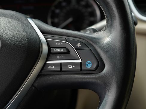 Used 2019 INFINITI QX50 Essential w/ Proactive Package image 12