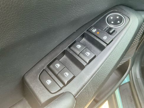 Used 2024 Kia Seltos EX image 19