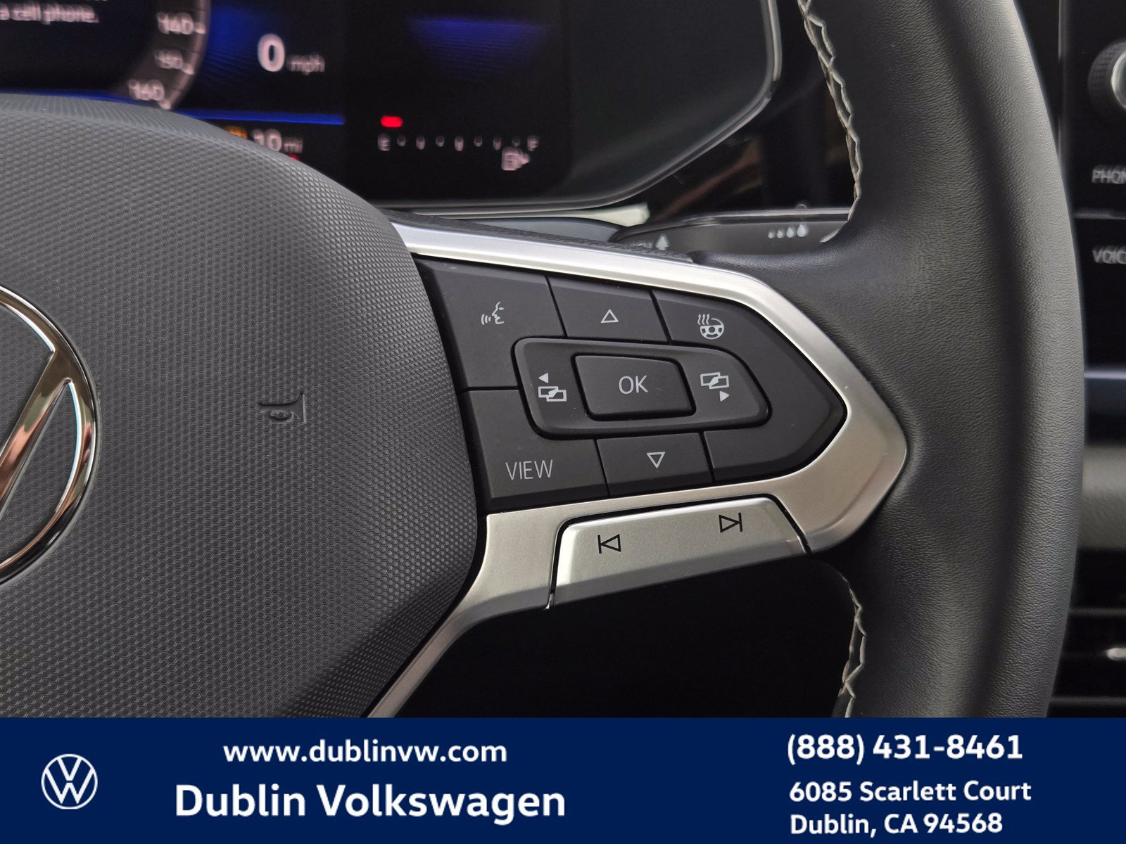 Certified 2023 Volkswagen Taos SE w/ Panoramic Sunroof Package FWD image 21