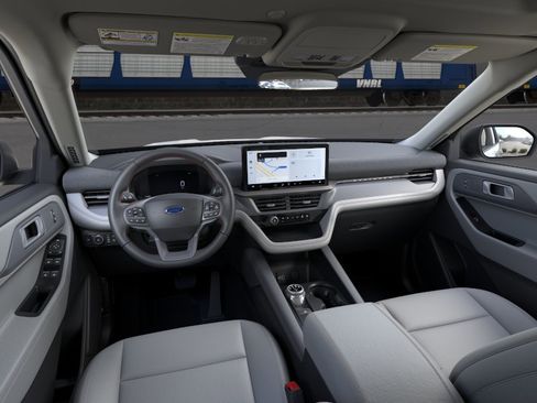 New 2026 Ford Explorer Active AWD/4WD image 10