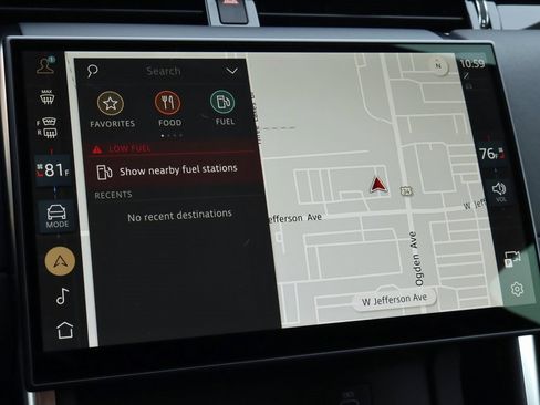 Certified 2025 Land Rover Discovery Sport S image 23