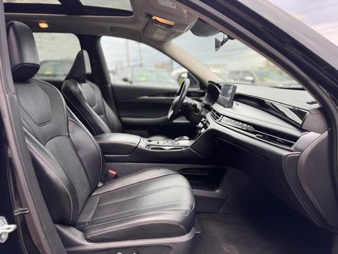 Used 2023 INFINITI QX60 Pure AWD/4WD image 25