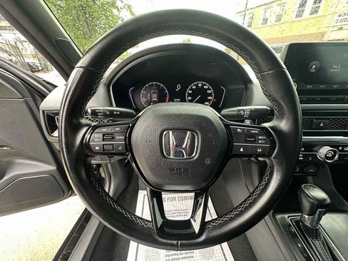 Used 2022 Honda Civic Sport image 13