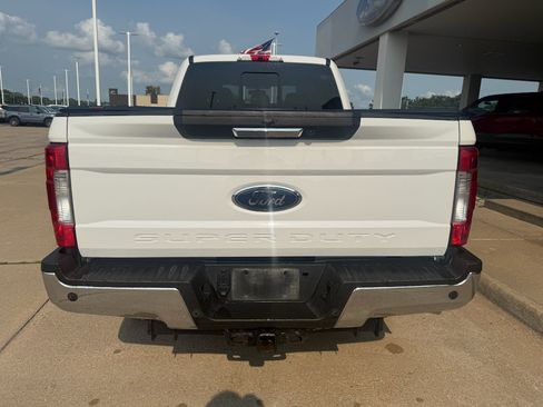 Used 2019 Ford F250 Lariat w/ Chrome Package AWD/4WD image 13