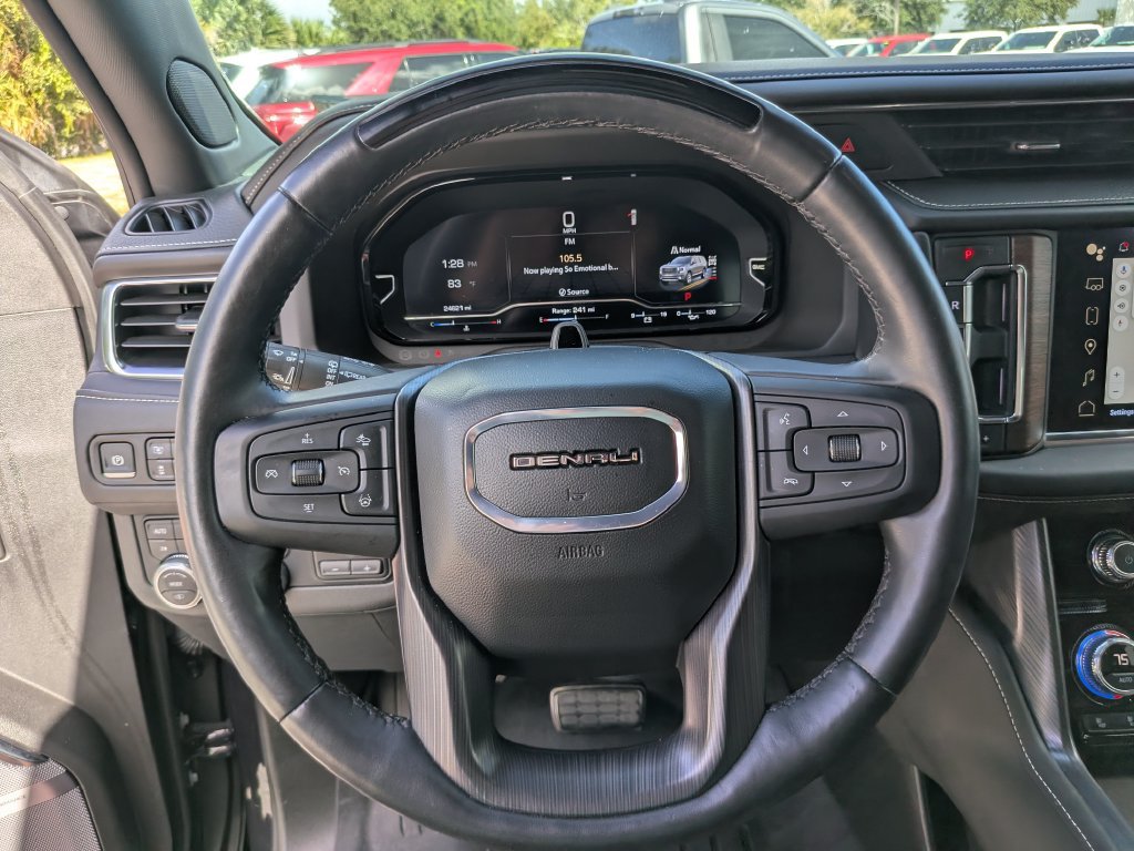 Used 2024 GMC Yukon Denali Ultimate AWD/4WD image 33