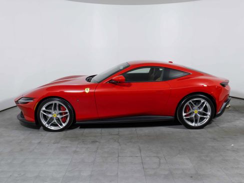 Certified 2023 Ferrari Roma image 6