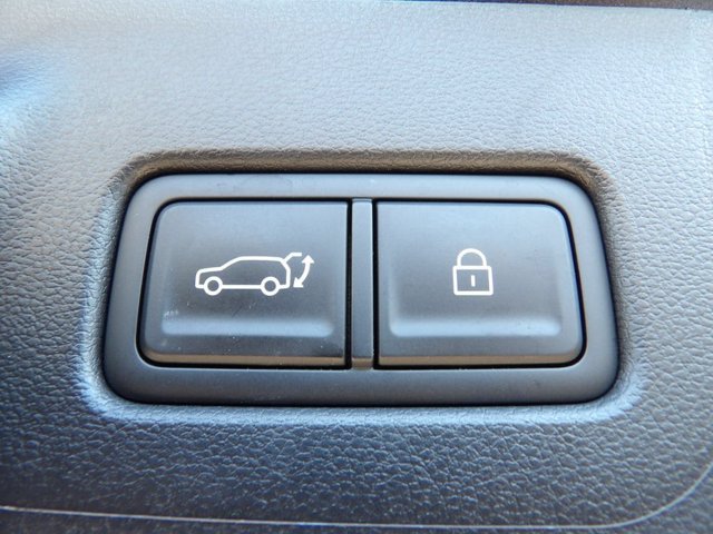 Certified 2026 Hyundai Santa Fe SE FWD image 25