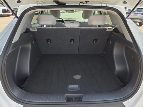 Used 2025 Hyundai Kona SEL image 9