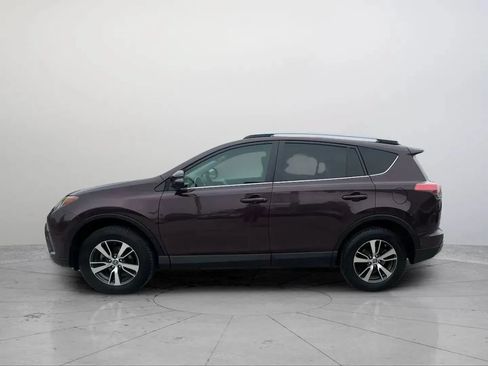 Used 2016 Toyota RAV4 XLE AWD/4WD image 4