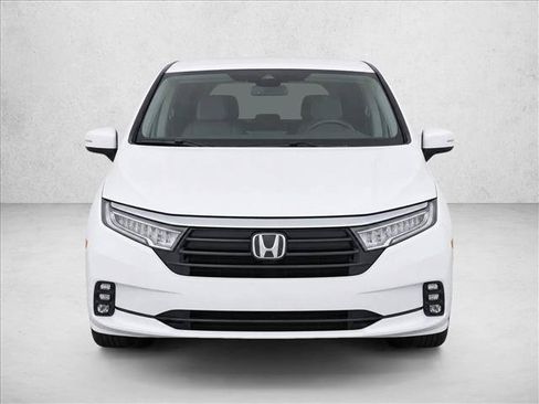 Used 2024 Honda Odyssey EX image 2