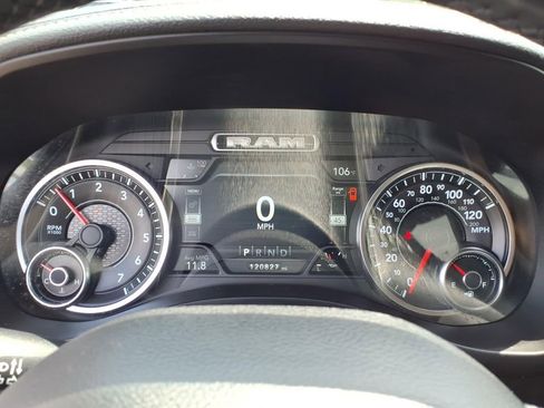 Used 2019 RAM 1500 Laramie AWD/4WD image 6