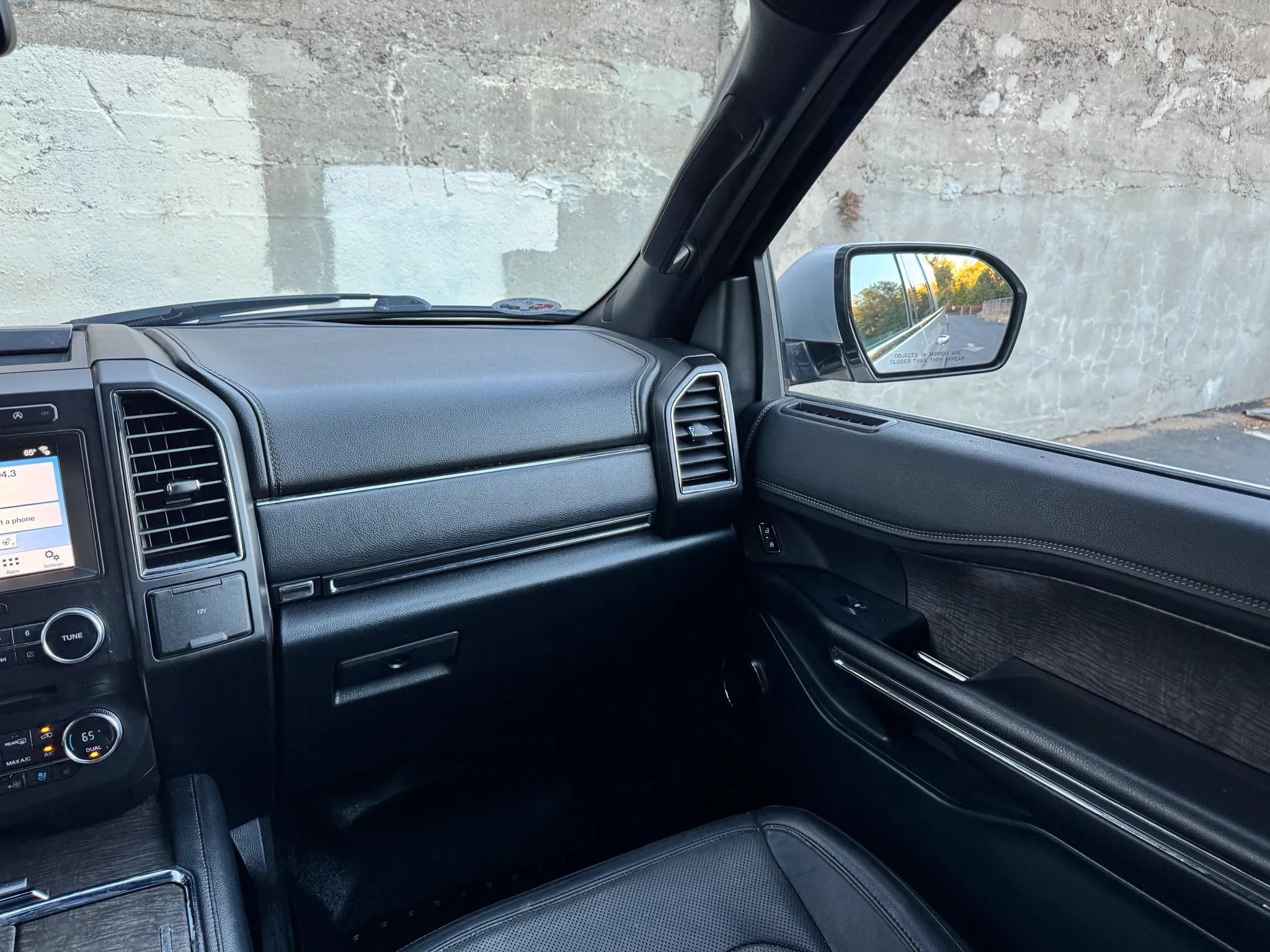 Used 2018 Ford Expedition Max Limited AWD/4WD image 38