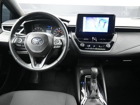 Certified 2025 Toyota Corolla SE FWD image 19