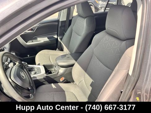 Used 2024 Toyota RAV4 XLE w/ Convenience Package AWD/4WD image 7
