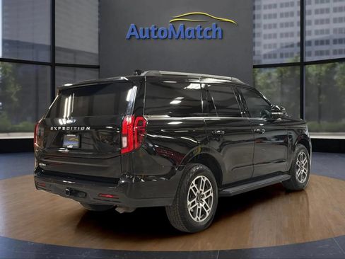 Used 2025 Ford Expedition Active AWD/4WD image 11