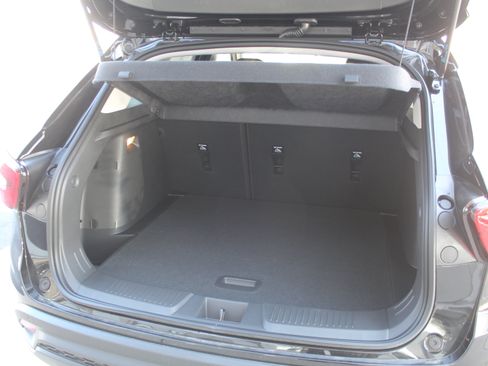 New 2026 Chevrolet Trax LT w/ Driver Confidence Package image 17