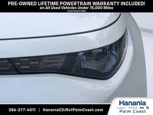 Used 2023 Kia Soul LX FWD image 6
