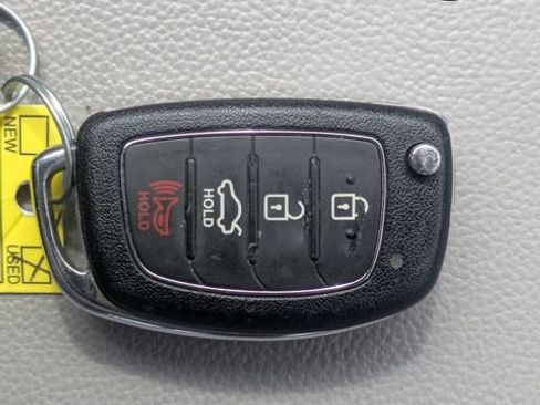 Used 2016 Hyundai Sonata SE FWD image 32