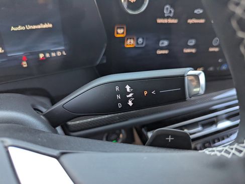 Used 2026 Chevrolet Traverse High Country image 32