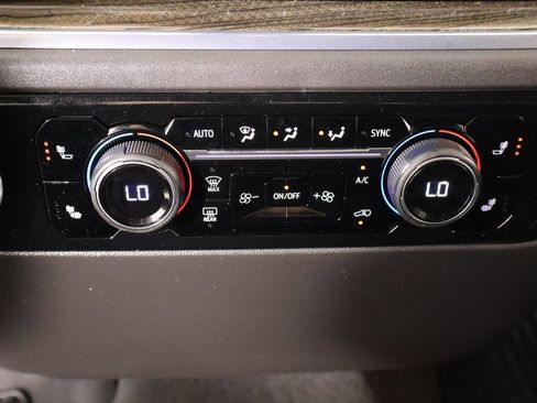 Used 2024 Chevrolet Silverado 1500 RST w/ Z71 Off-Road Package image 7