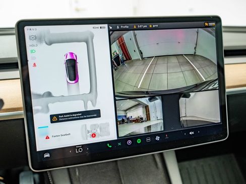 Used 2023 Tesla Model 3 Standard Range RWD image 30