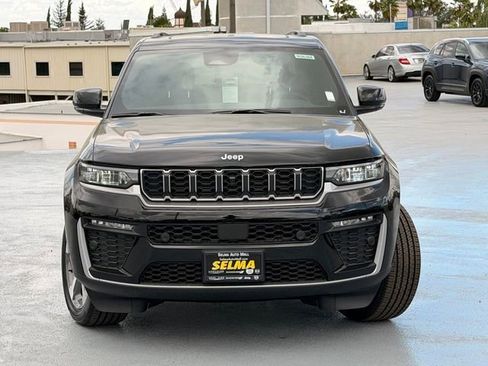 New 2026 Jeep Grand Cherokee Limited w/ Luxury Tech Group II image 2