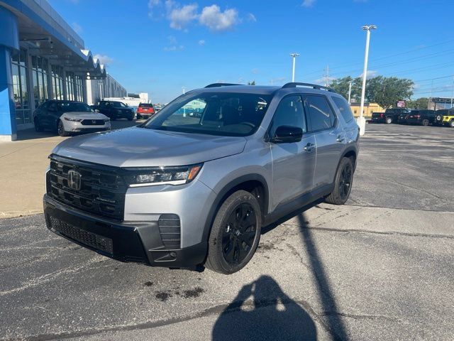 New 2026 Honda Pilot Black Edition image 2