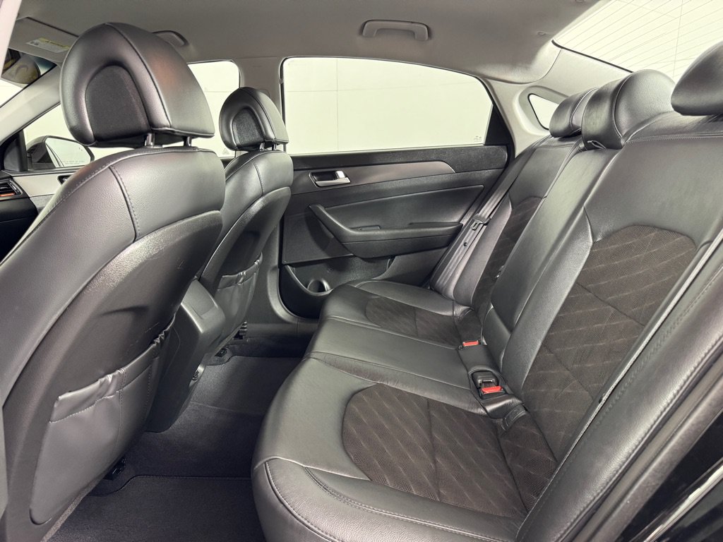 Used 2015 Hyundai Sonata Sport w/ Option Group 03 FWD image 20