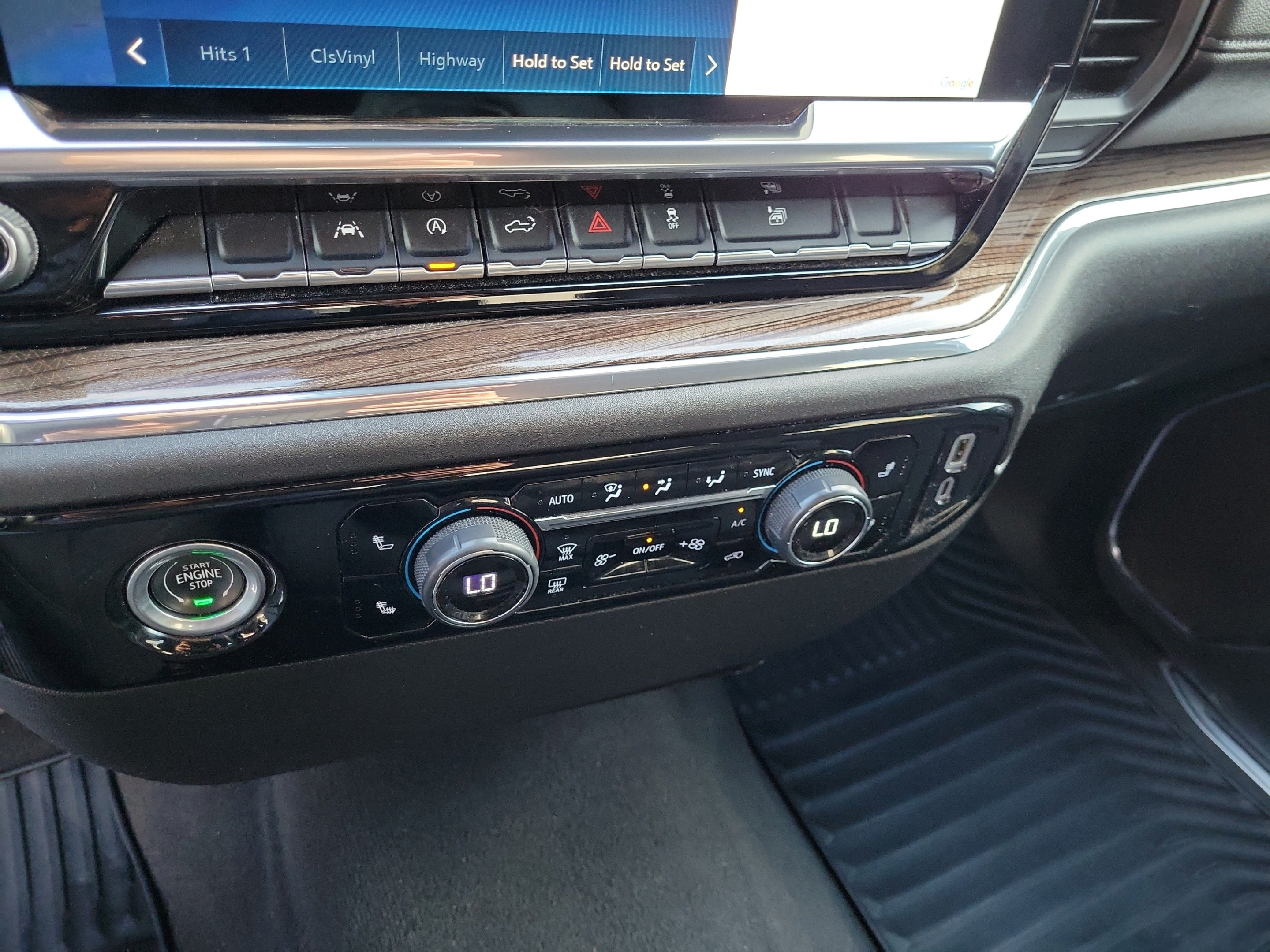 Used 2024 Chevrolet Silverado 1500 RST AWD/4WD image 22