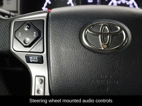 Used 2020 Toyota 4Runner SR5 AWD/4WD image 8