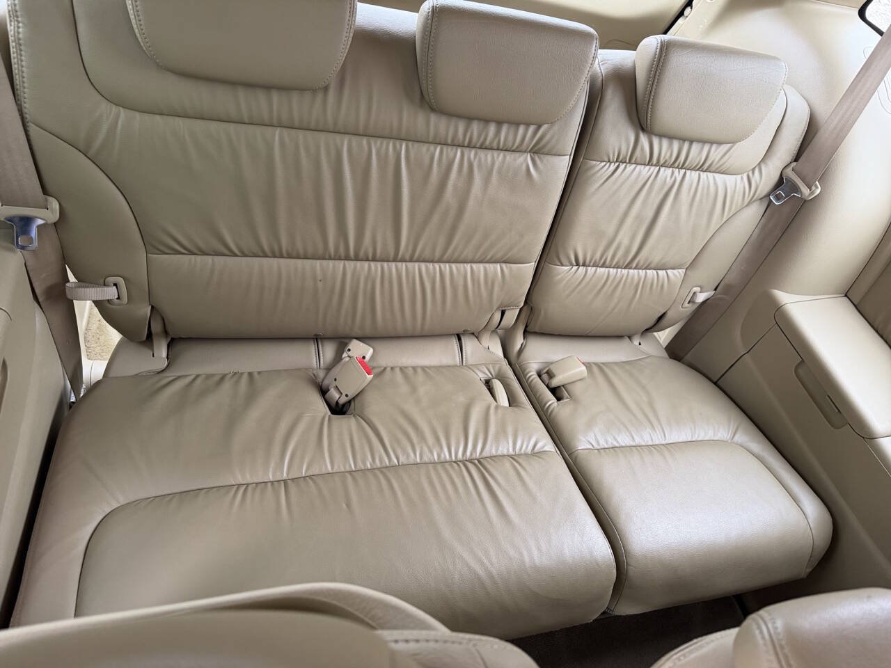 Used 2010 Honda Odyssey EX-L image 24