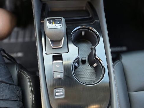 Used 2023 Nissan Rogue SL FWD image 36
