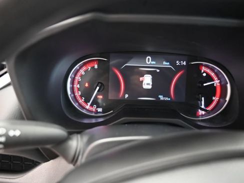 Used 2024 Toyota RAV4 LE AWD/4WD image 28